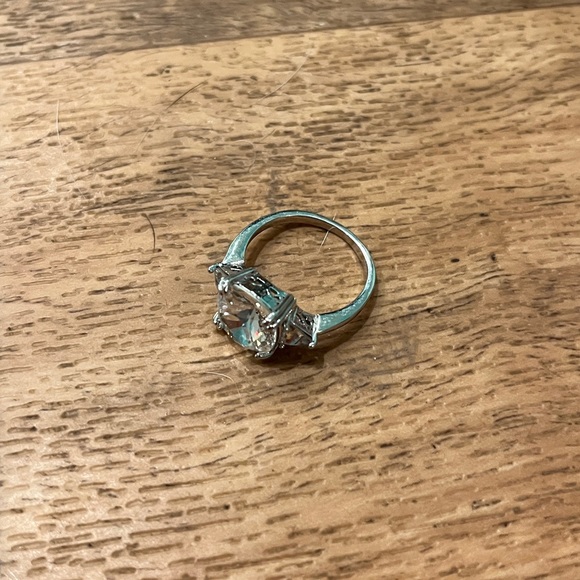 Large Rhinestone Cocktail Ring - Picture 2 of 2